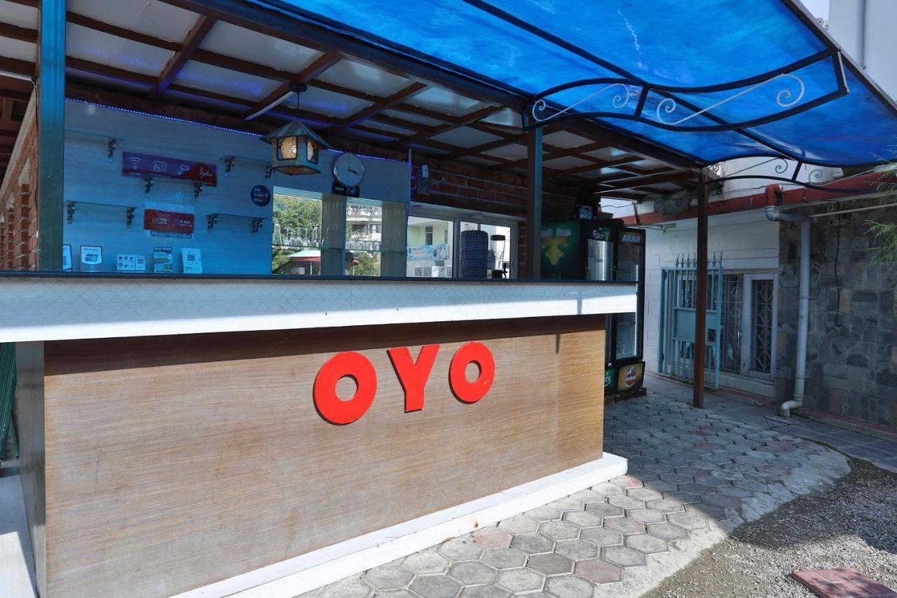 Oyo 591 Hotel Blue Moon Dharampur Eksteriør billede