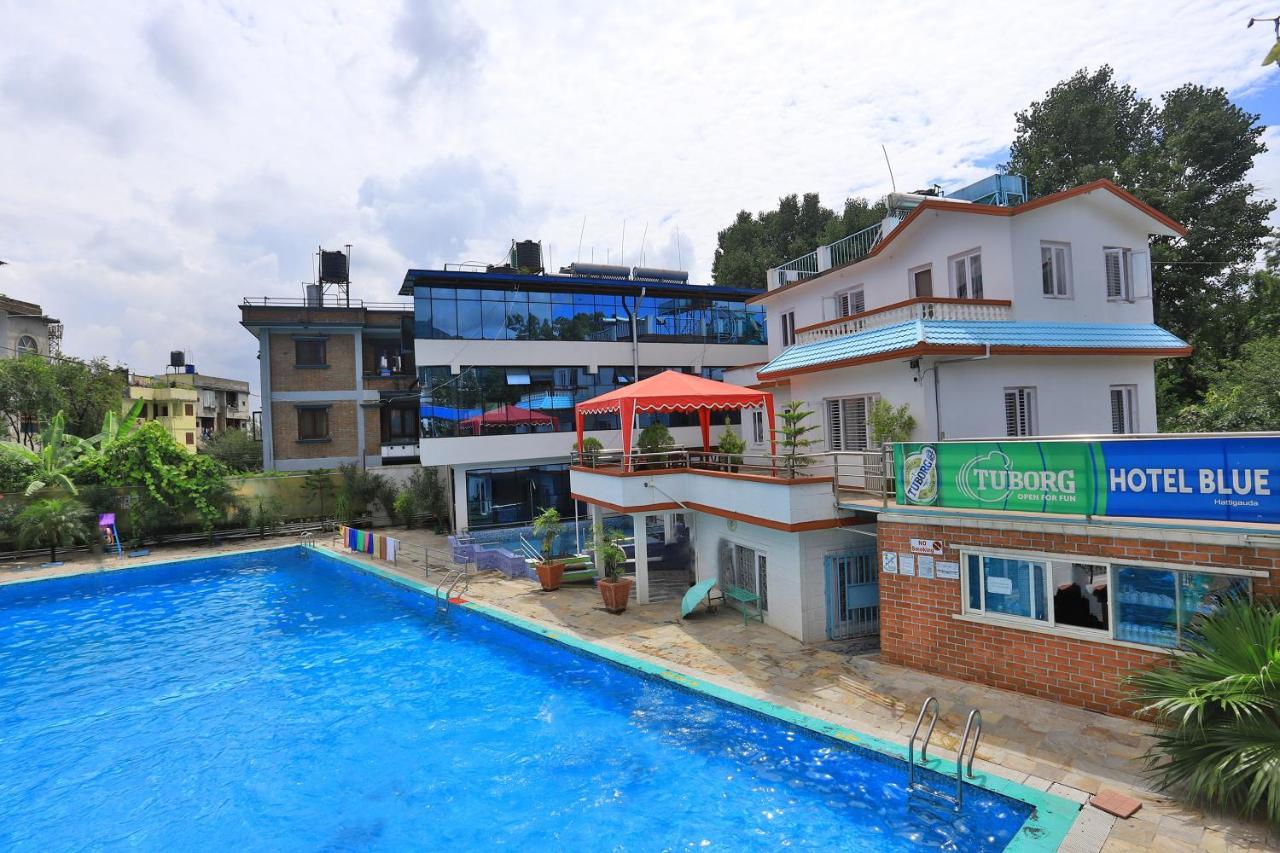 Oyo 591 Hotel Blue Moon Dharampur Eksteriør billede